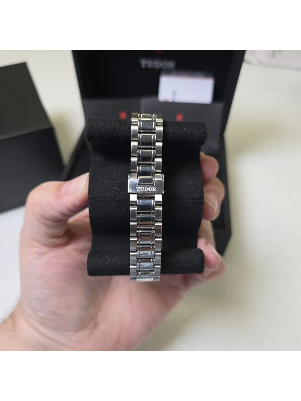 TUDOR Stvle M12510 38mm Stainless Steel silver diamond-set dial, Fluted Bezel